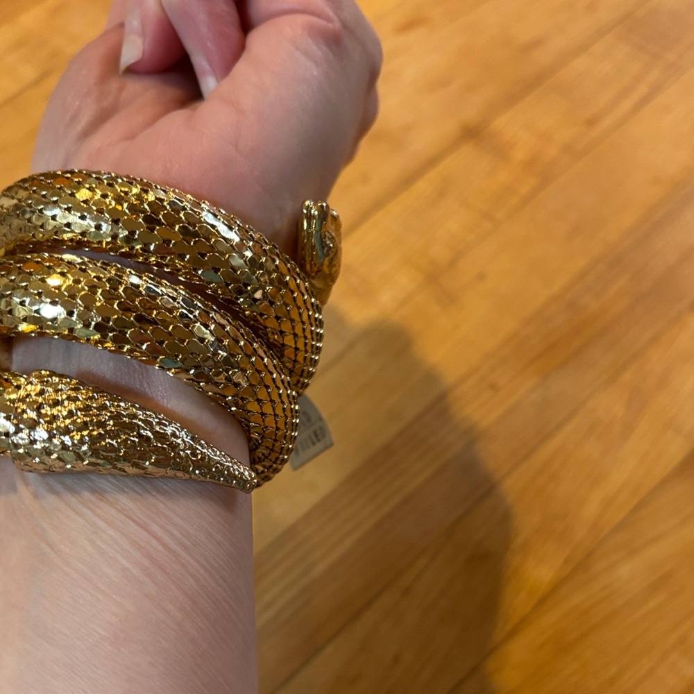 Whiting & Davis  vintage gold fill coil bracelet - Picture 10 of 14